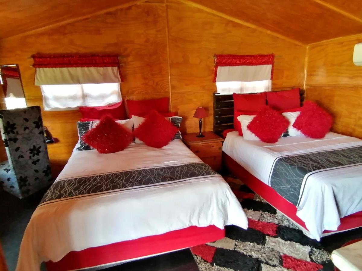 The Guesthouse Vanderbijlpark Exterior photo