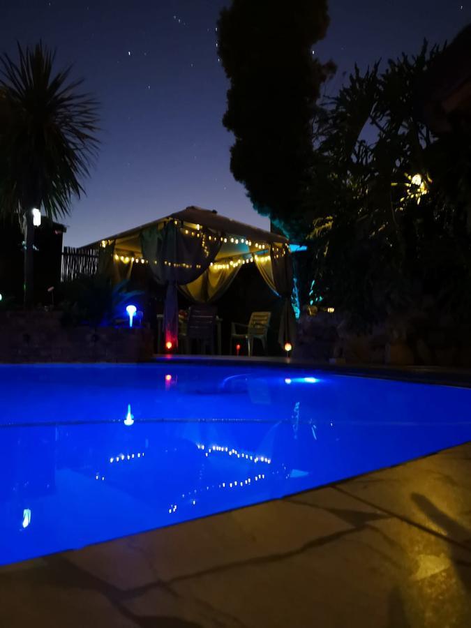 The Guesthouse Vanderbijlpark Exterior photo